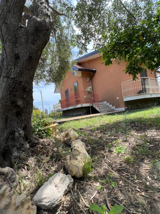Casa Vacanze "Sautufao" Santa Venerina Dış mekan fotoğraf